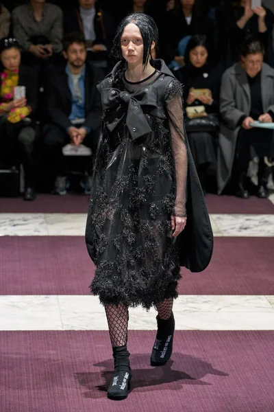 Look 2